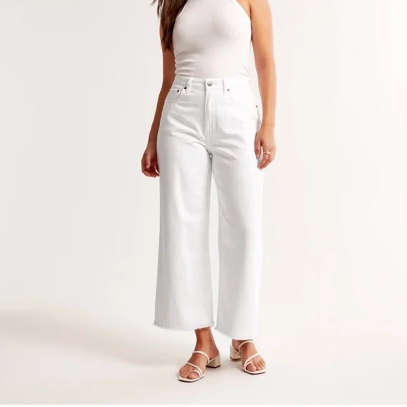 Abercrombie curve love high rise cropped wide leg jeans